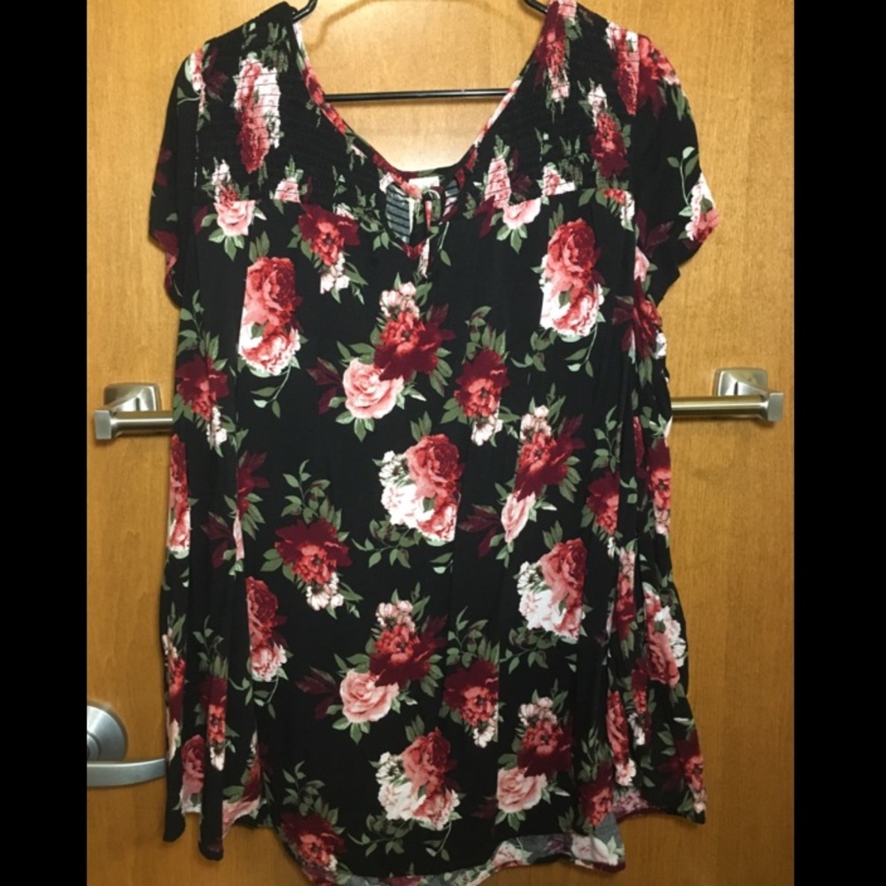 Faded Glory Black Floral Blouse